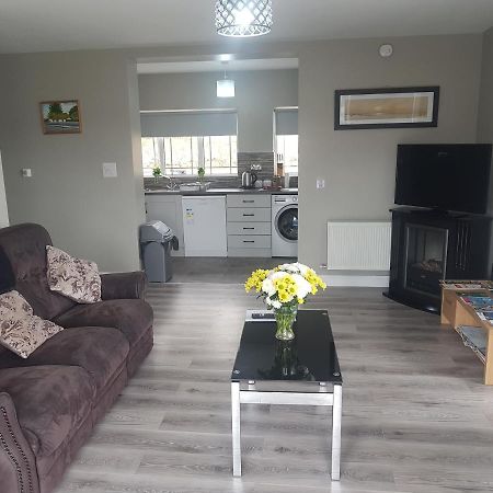 Sea Breeze Cottage Данглоу Екстер'єр фото